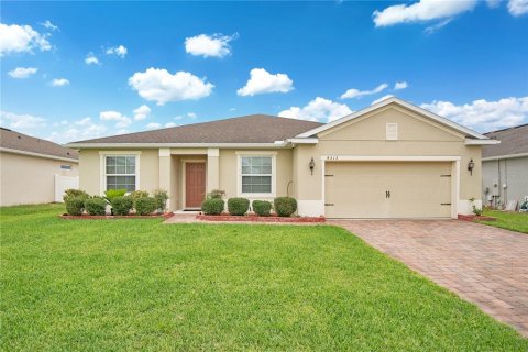 House in Apopka, Florida 4 bedrooms, 211.63 sq.m. № 2205110