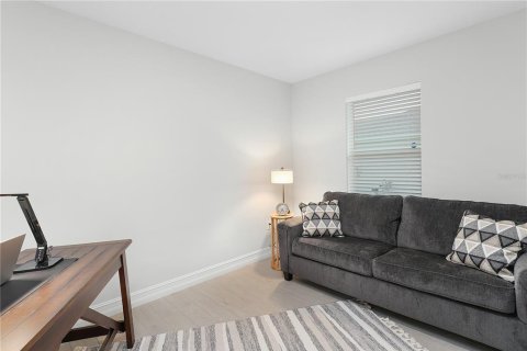 House in Punta Gorda, Florida 2 bedrooms, 138.98 sq.m. № 2111417 - photo 24