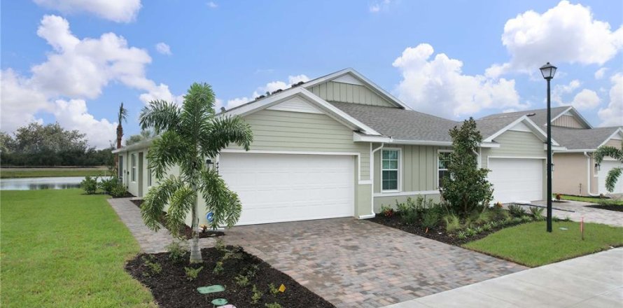 House in Punta Gorda, Florida 2 bedrooms, 138.98 sq.m. № 2111417