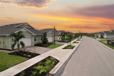 House in Punta Gorda, Florida 2 bedrooms, 138.98 sq.m. № 2111417 - photo 30