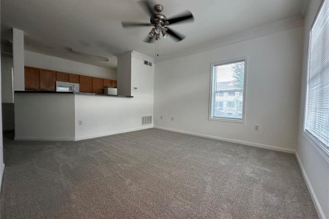 Condo in Bradenton, Florida, 1 bedroom  № 2222708 - photo 4