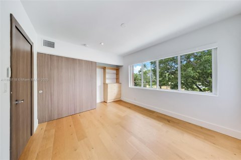 Купить виллу или дом в Майами-Бич, Флорида 4 спальни, 356.09м2, № 2081454 - фото 14