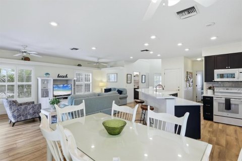 Villa ou maison à vendre à Anna Maria, Floride: 3 chambres, 184.32 m2 № 2410583 - photo 16