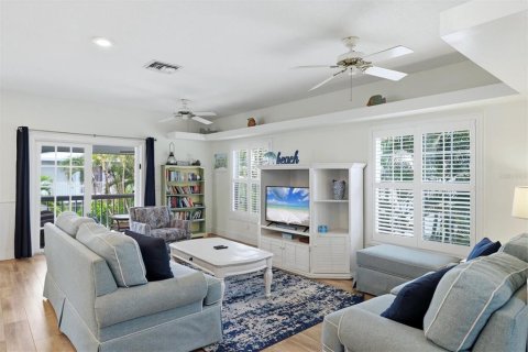 Villa ou maison à vendre à Anna Maria, Floride: 3 chambres, 184.32 m2 № 2410583 - photo 7