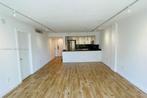 Снять в аренду кондоминиум в Майами, Флорида 2 спальни, 91.97м2, № 2004878 - фото 5