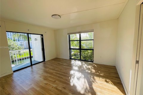 Снять в аренду кондоминиум в Майами, Флорида 2 спальни, 91.97м2, № 2004878 - фото 6