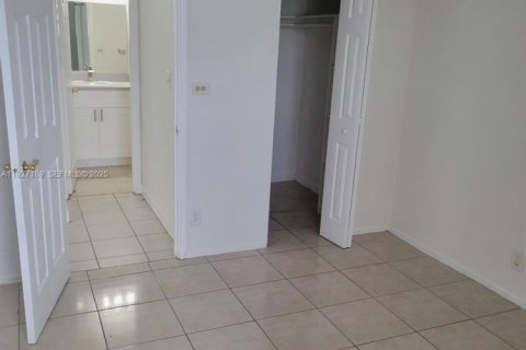 Copropriété à louer à Miami, Floride: 1 chambre, 55.56 m2 № 1987344 - photo 7