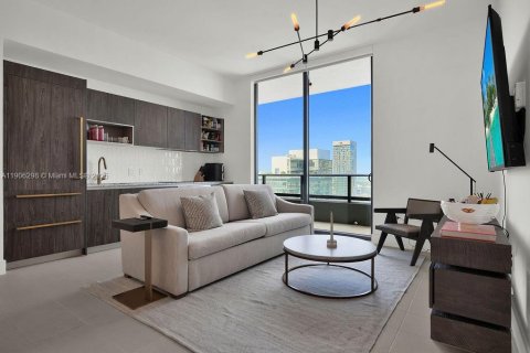 Condominio en alquiler en Miami, Florida, 2 dormitorios № 1964919 - foto 13