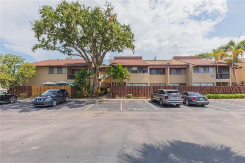Condo à Saint Petersburg, Floride, 2 chambres  № 2207755