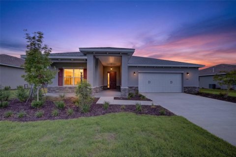 Villa ou maison à vendre à Ocala, Floride: 2 chambres, 204.57 m2 № 2409982 - photo 2