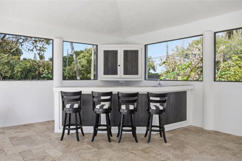 House in Southwest Ranches, Florida 4 bedrooms, 432.09 sq.m. № 1986455 - photo 10