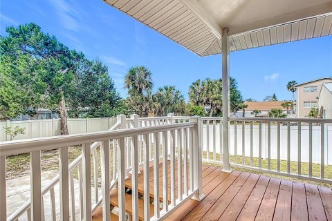 House in Daytona Beach, Florida 4 bedrooms, 179.49 sq.m. № 1528154 - photo 21