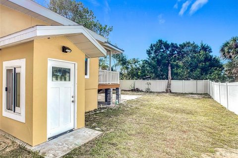 House in Daytona Beach, Florida 4 bedrooms, 179.49 sq.m. № 1528154 - photo 25