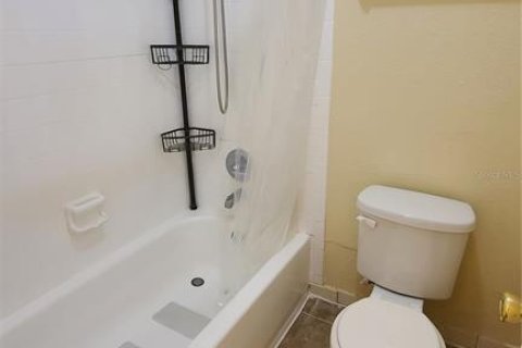 Condominio en alquiler en Orlando, Florida, 3 dormitorios, 132.48 m2 № 1865935 - foto 8