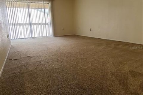 Condominio en alquiler en Orlando, Florida, 3 dormitorios, 132.48 m2 № 1865935 - foto 3