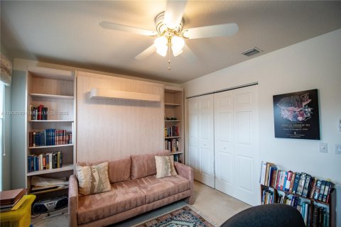 House in Boynton Beach, Florida 2 bedrooms, 149.76 sq.m. № 1967117 - photo 25