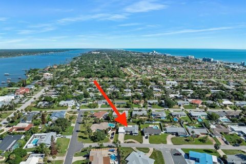 Casa en venta en Ormond Beach, Florida, 4 dormitorios, 187.66 m2 № 2381122 - foto 3