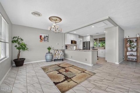 Casa en venta en Ormond Beach, Florida, 4 dormitorios, 187.66 m2 № 2381122 - foto 11