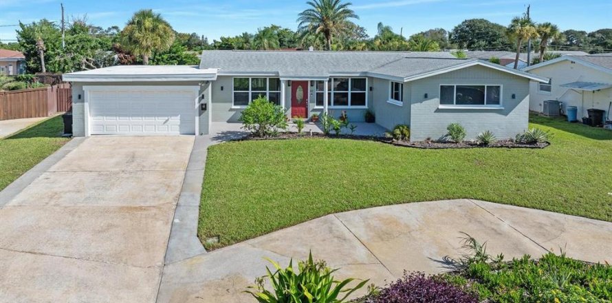 Casa en Ormond Beach, Florida 4 dormitorios, 187.66 m2 № 2381122