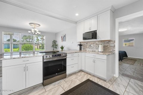 Casa en venta en Ormond Beach, Florida, 4 dormitorios, 187.66 m2 № 2381122 - foto 15
