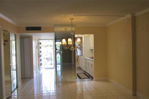Copropriété à vendre à Lauderdale Lakes, Floride: 2 chambres, 97.55 m2 № 2084583 - photo 7