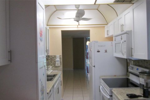 Copropriété à vendre à Lauderdale Lakes, Floride: 2 chambres, 97.55 m2 № 2084583 - photo 6