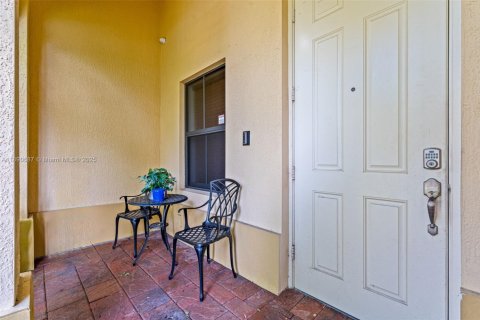 Villa ou maison à vendre à Homestead, Floride: 4 chambres, 201.78 m2 № 1943505 - photo 3