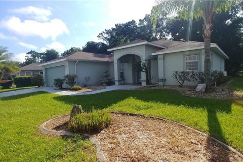 Casa en alquiler en Ocala, Florida, 3 dormitorios, 174.19 m2 № 1908864 - foto 1