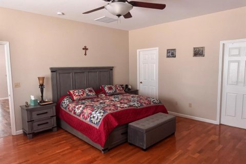 Villa ou maison à louer à Ocala, Floride: 3 chambres, 208.47 m2 № 2114836 - photo 11