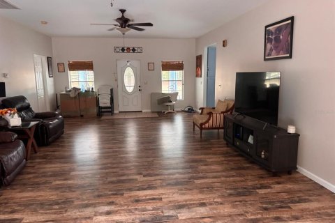 Villa ou maison à louer à Ocala, Floride: 3 chambres, 208.47 m2 № 2114836 - photo 7