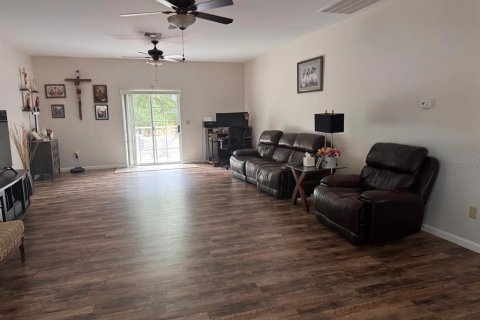Villa ou maison à louer à Ocala, Floride: 3 chambres, 208.47 m2 № 2114836 - photo 6