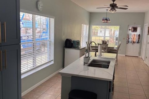 Villa ou maison à louer à Ocala, Floride: 3 chambres, 208.47 m2 № 2114836 - photo 16