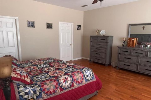 Villa ou maison à louer à Ocala, Floride: 3 chambres, 208.47 m2 № 2114836 - photo 8