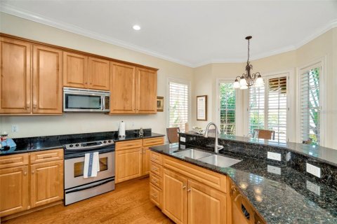 Townhouse in Tampa, Florida 3 bedrooms, 235.69 sq.m. № 1747002 - photo 13