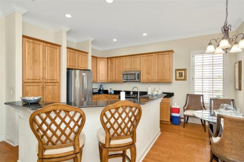 Townhouse in Tampa, Florida 3 bedrooms, 235.69 sq.m. № 1747002 - photo 25