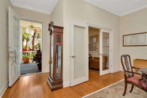 Townhouse in Tampa, Florida 3 bedrooms, 235.69 sq.m. № 1747002 - photo 10