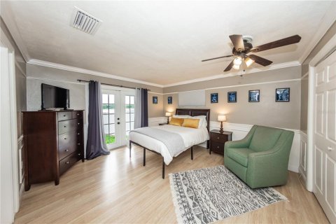 House in Orlando, Florida 3 bedrooms, 227.24 sq.m. № 1542624 - photo 22