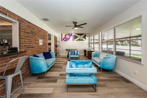 House in Orlando, Florida 3 bedrooms, 227.24 sq.m. № 1542624 - photo 27