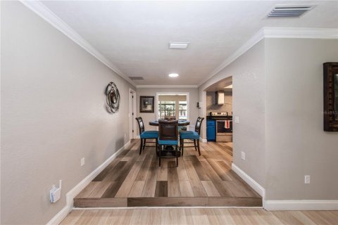 House in Orlando, Florida 3 bedrooms, 227.24 sq.m. № 1542624 - photo 9