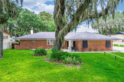 House in Orlando, Florida 3 bedrooms, 227.24 sq.m. № 1542624 - photo 3