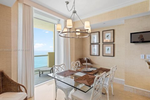 Снять в аренду кондоминиум в Санни-Айлс-Бич, Флорида 3 спальни, 188.68м2, № 1988183 - фото 13