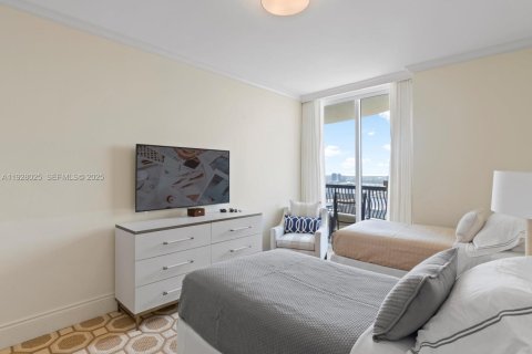 Снять в аренду кондоминиум в Санни-Айлс-Бич, Флорида 3 спальни, 188.68м2, № 1988183 - фото 21