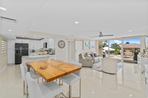 Copropriété à vendre à Jupiter, Floride: 2 chambres, 108.7 m2 № 1963297 - photo 1