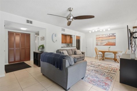 Copropriété à louer à Deltona, Floride: 2 chambres, 83.33 m2 № 2095361 - photo 10
