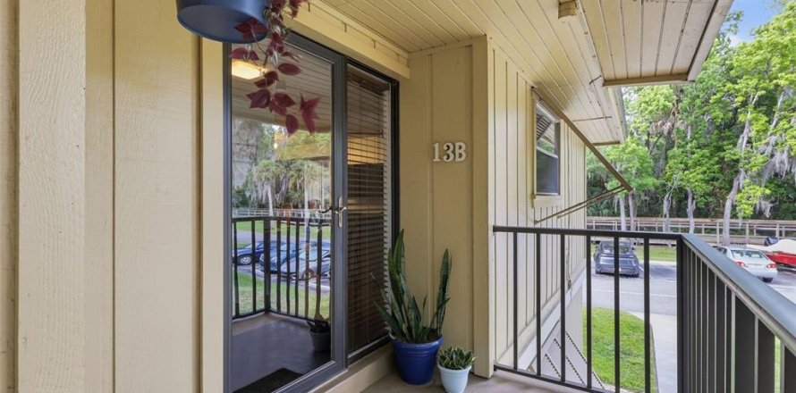 Condo à Deltona, Floride, 2 chambres  № 2095361