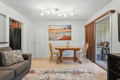 Copropriété à louer à Deltona, Floride: 2 chambres, 83.33 m2 № 2095361 - photo 11