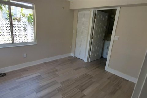 House in Sarasota, Florida 2 bedrooms, 85.1 sq.m. № 1665782 - photo 16