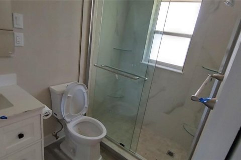 House in Sarasota, Florida 2 bedrooms, 85.1 sq.m. № 1665782 - photo 15