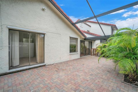 Villa ou maison à louer à Miami, Floride: 3 chambres, 123.28 m2 № 1998078 - photo 29