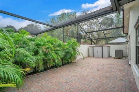 Villa ou maison à louer à Miami, Floride: 3 chambres, 123.28 m2 № 1998078 - photo 27